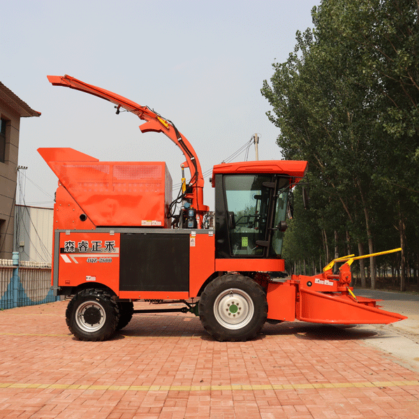Máquina de Colheita de Silagem Autopropelida de 2.620m