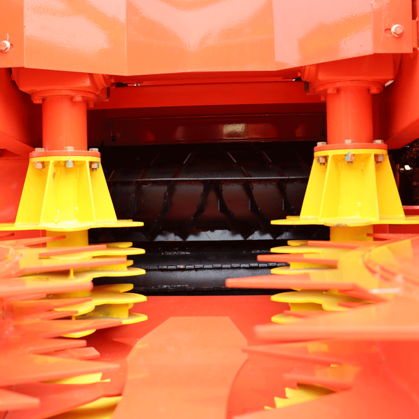 Fornecimento de fábrica 4QZ‑3000B Colheitadeira de forragem e silagem autopropelida de qualidade com motor diesel de 360HP e aprovação CE Fornecimento de fábrica 4QZ‑3000B Colheitadeira de forragem e silagem autopropelida de qualidade com motor diesel de 360HP e aprovação CE